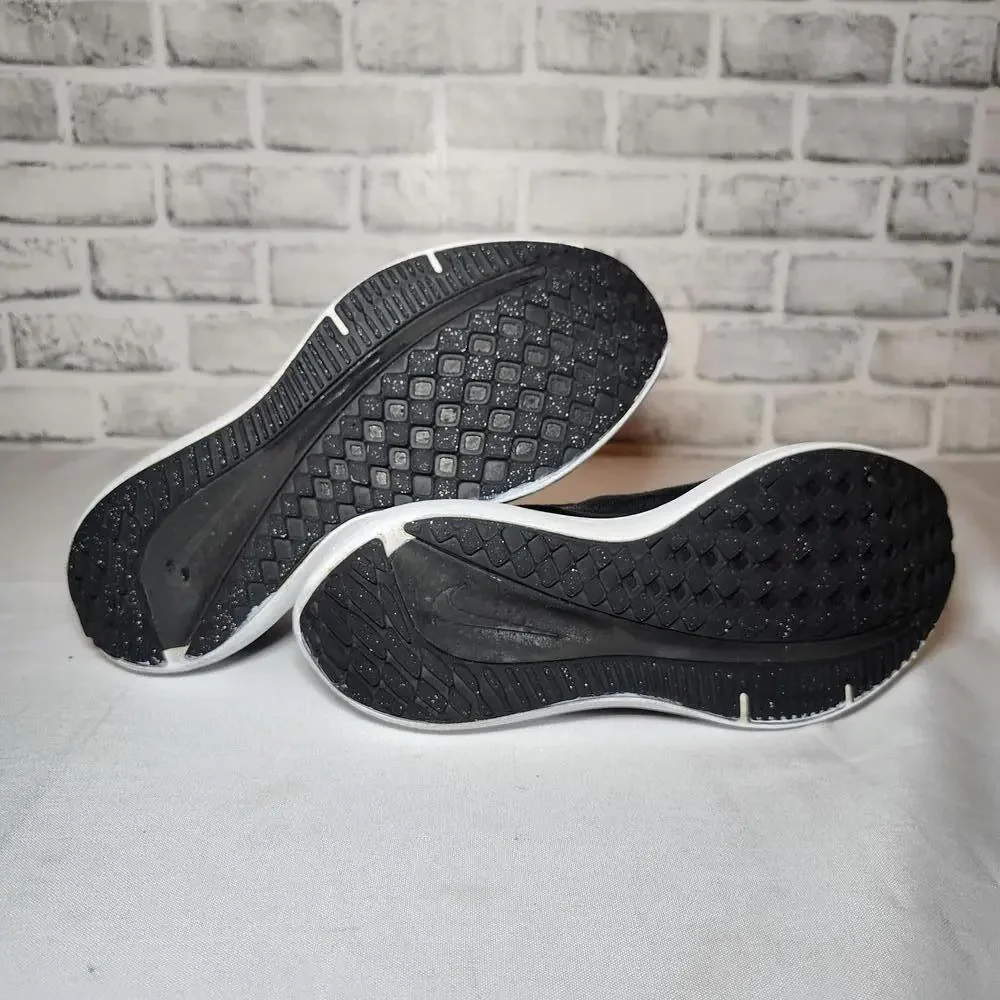 Nike Winflo 9 Women's Black 9.5 Athletic Sneaker Low Top